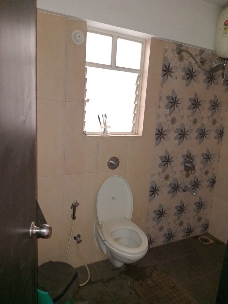Bathroom, kolte-patil-downtown-xenia 2 Bedroom 900 Sq.Ft. Apartment In Kharadi Pune 9809639