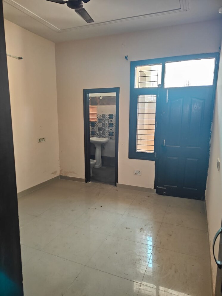 Room, ms-enclave-zirakpur 2 Bedroom 980 Sq.Ft. Apartment In Dhakoli Zirakpur 9809673