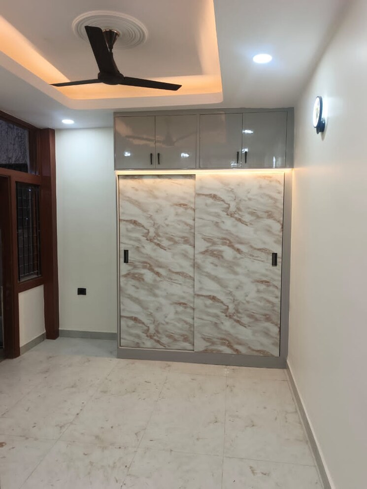 Cover Image, niti khand ii 3 Bedroom 1250 Sq.Ft. Builder Floor In Niti Khand ii Ghaziabad 9809747