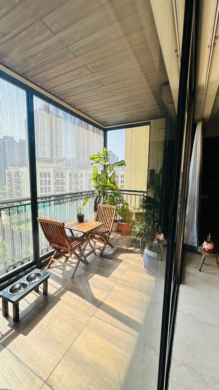 Gym, lodha-sterling 4 Bedroom 2040 Sq.Ft. Apartment In Kolshet Road Thane 9809870