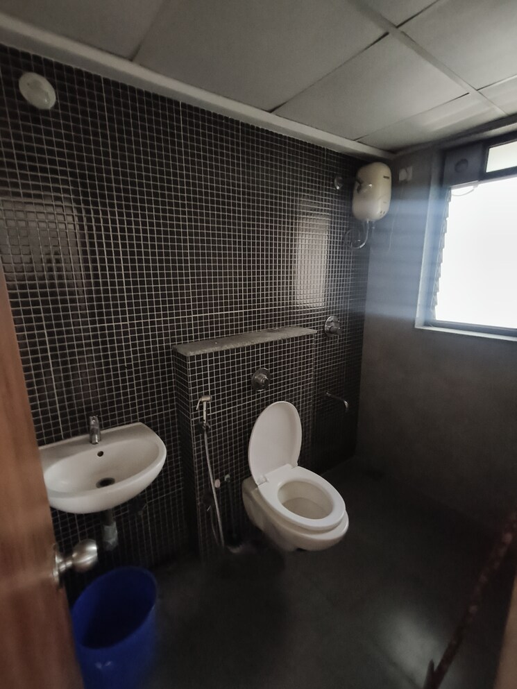 Bathroom, lodha-lakeshore-greens 2 Bedroom 638 Sq.Ft. Apartment In Dombivli East Thane 9809881