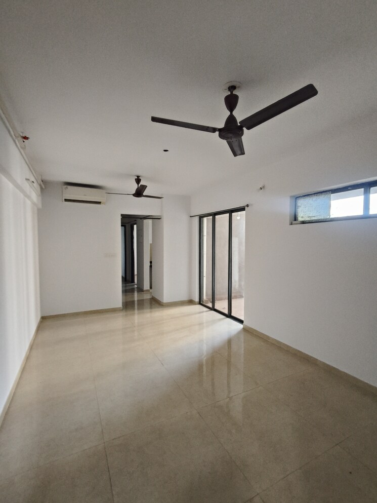 Room, lodha-lakeshore-greens 2 Bedroom 638 Sq.Ft. Apartment In Dombivli East Thane 9809881