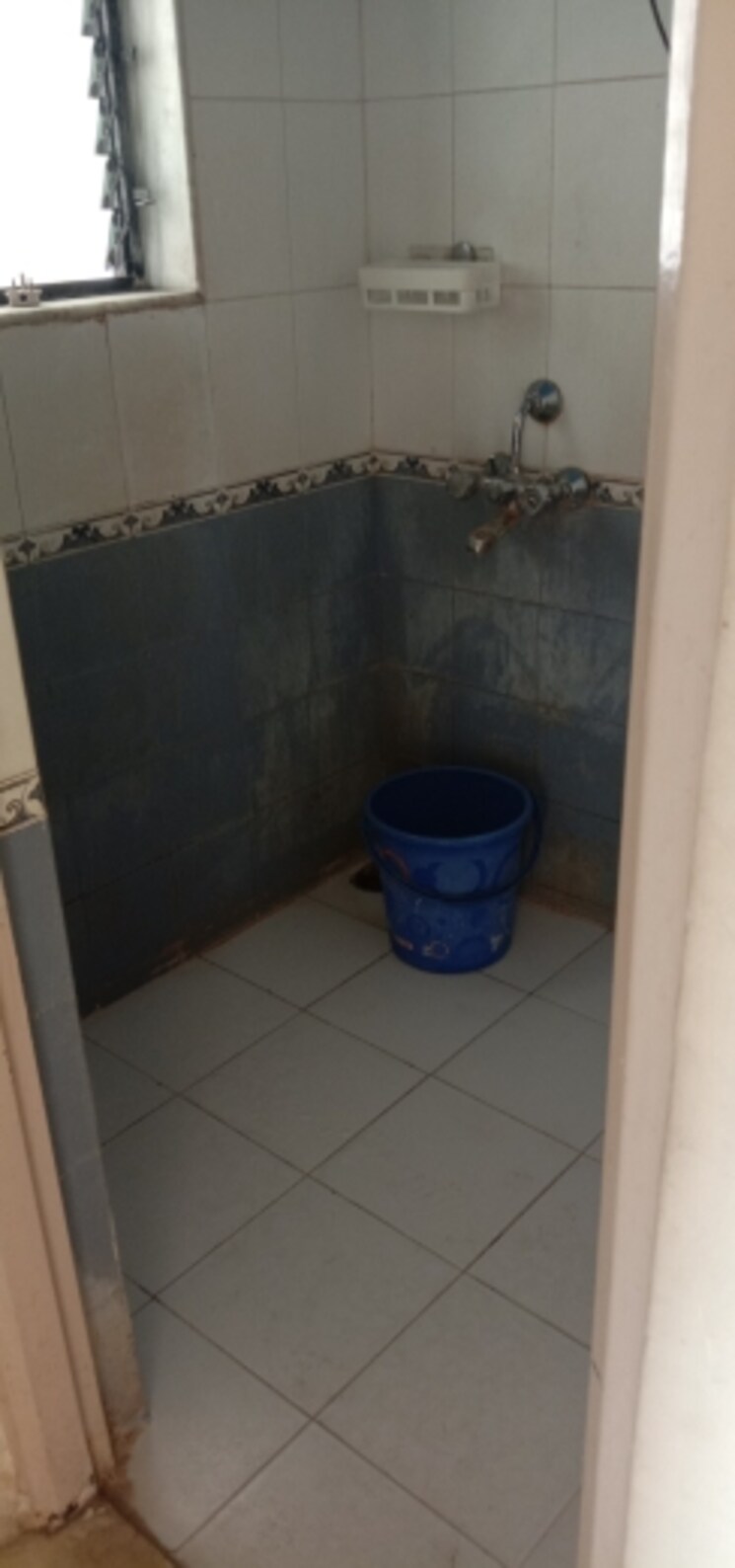 Bathroom, senapati bapat road 1 Bedroom 650 Sq.Ft. Apartment In Senapati Bapat Road Pune 9810040