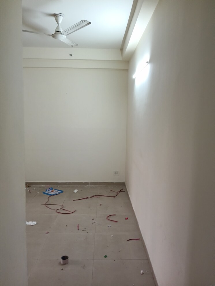 undefined, mahagun-mywoods 3 Bedroom 1545 Sq.Ft. Apartment In Sector 16c Greater Noida Greater Noida 9810052