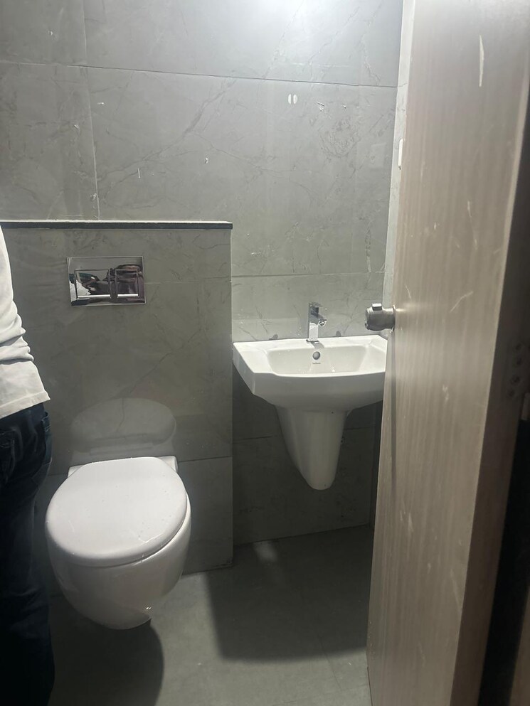 Bathroom, naiknavare-avon-vista-balewadi 2 Bedroom 826 Sq.Ft. Apartment In Balewadi Pune 9810069