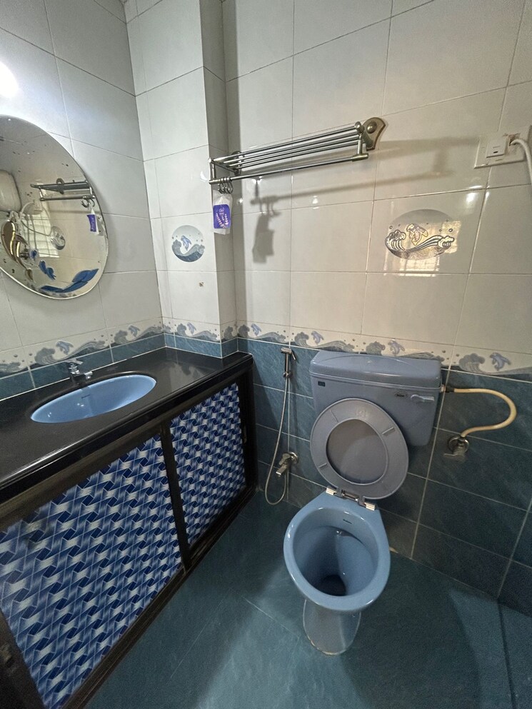 Master Bedroom, heimat-apartment 2 Bedroom 800 Sq.Ft. Apartment In Santacruz West Mumbai 9810137