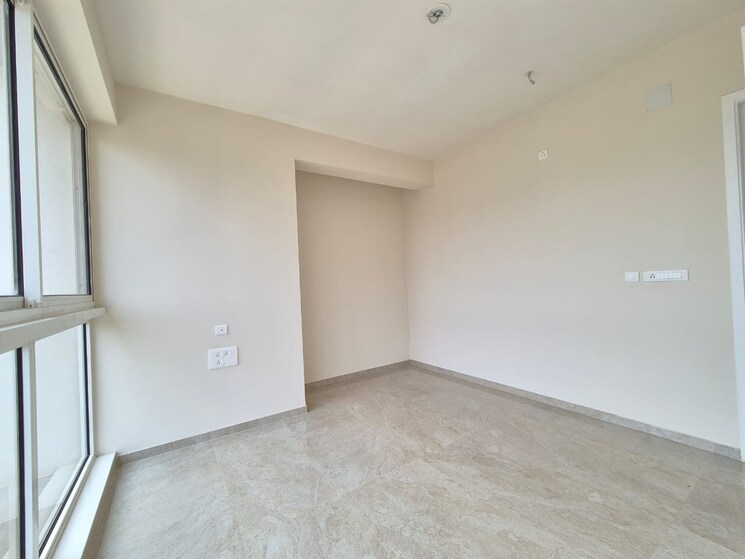 Room, tata-serein 3 Bedroom 1052 Sq.Ft. Apartment In Pokhran Road No Two Thane 9810314