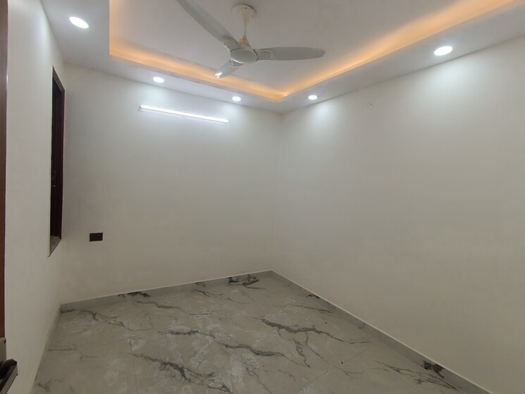 Cover Image, govindpuri 3 Bedroom 900 Sq.Ft. Builder Floor In Govindpuri Delhi 9810329