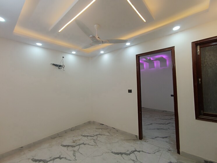 Living Room, govindpuri 3 Bedroom 900 Sq.Ft. Builder Floor In Govindpuri Delhi 9810329