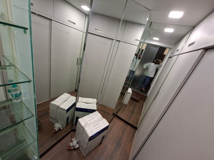 Team Area, oberoi-springs 5 Bedroom 3000 Sq.Ft. Apartment In Andheri West Mumbai 9810337