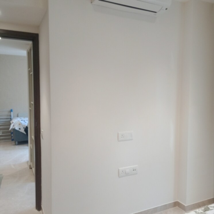 Room, hiranandani-regent-hill 1 Bedroom 379 Sq.Ft. Apartment In Powai Mumbai 9810481