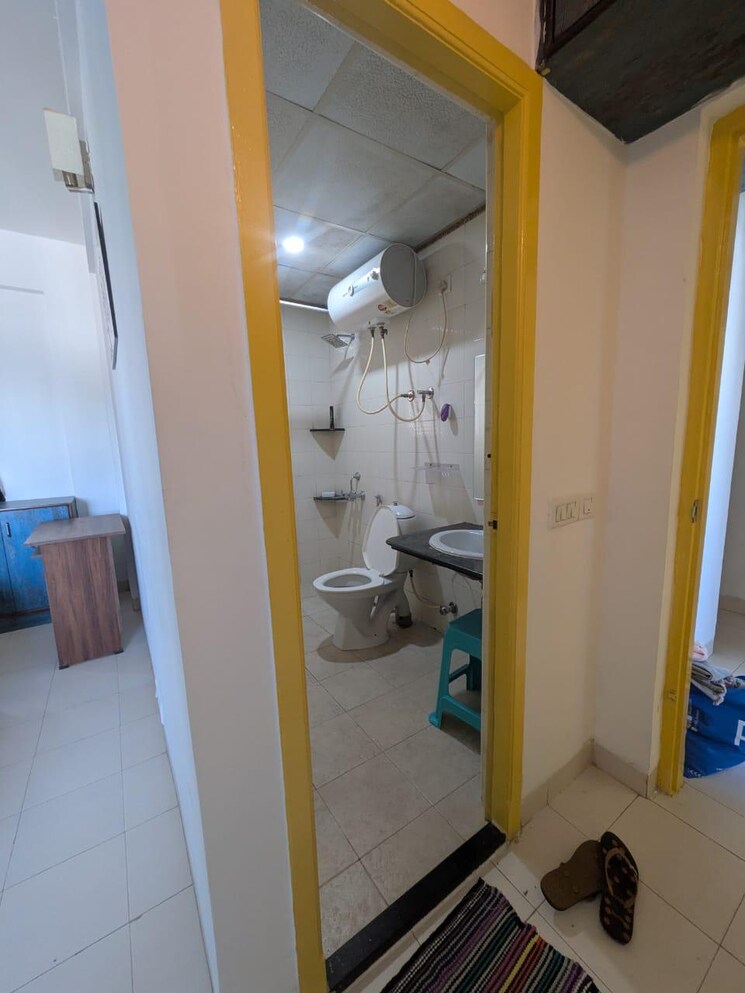 Bathroom, brigade-gardenia 3 Bedroom 1600 Sq.Ft. Apartment In Jp Nagar Bangalore 9810502