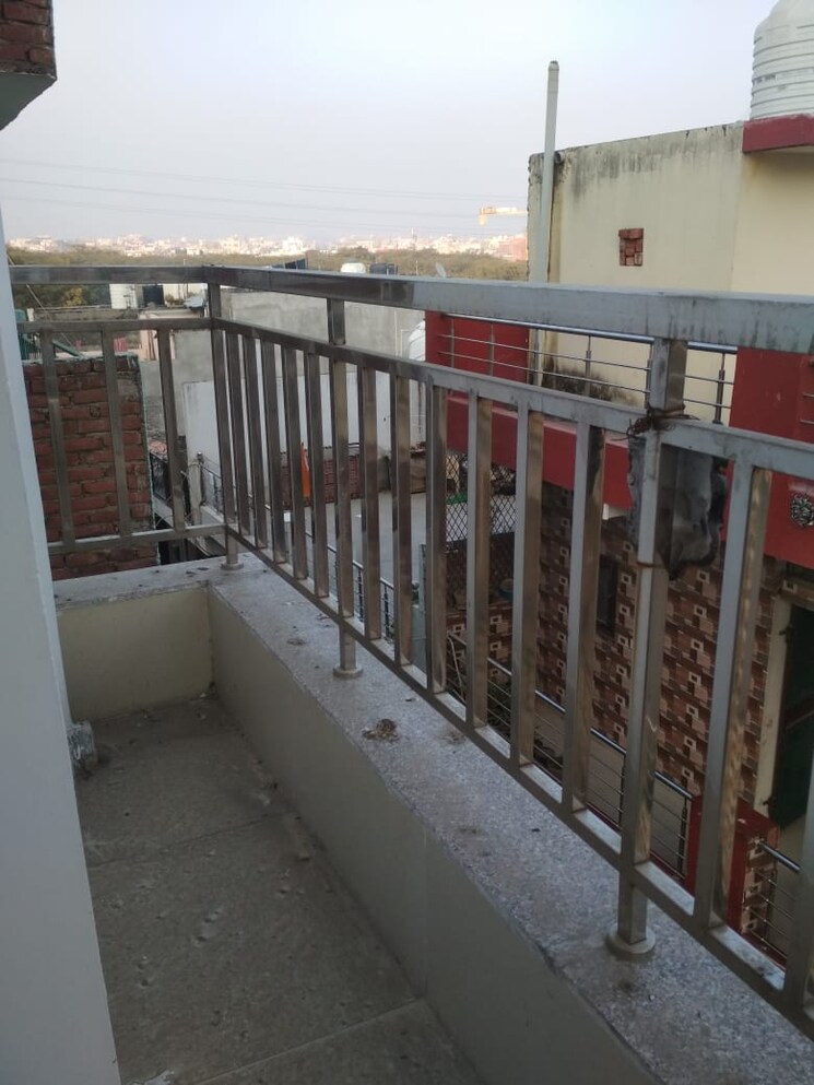 Balcony, neb sarai 1 Bedroom 450 Sq.Ft. Builder Floor In Neb Sarai Delhi 9810523