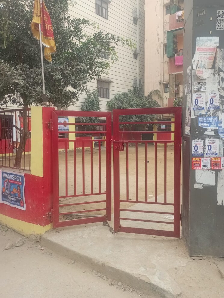 Exterior View, lucky-the-palm-valley 2 Bedroom 950 Sq.Ft. Builder Floor In Sector 1 Greater Noida Greater Noida 9810538