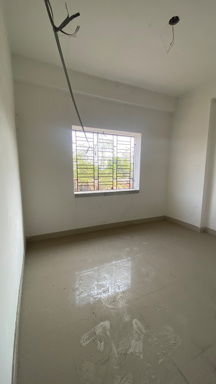 Room, kaikhali  1038 Sq.Ft. Apartment In Kaikhali Kolkata 9810527
