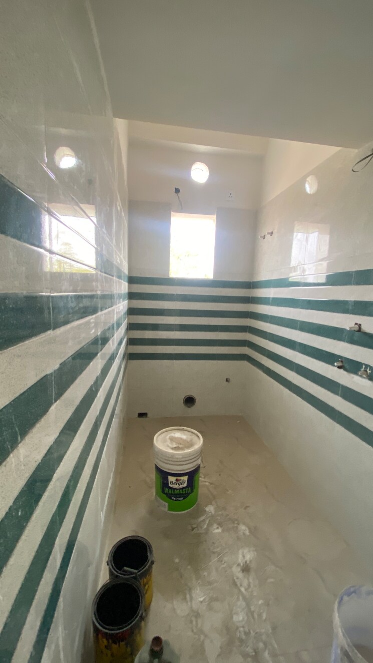 Bathroom, kaikhali  1038 Sq.Ft. Apartment In Kaikhali Kolkata 9810527