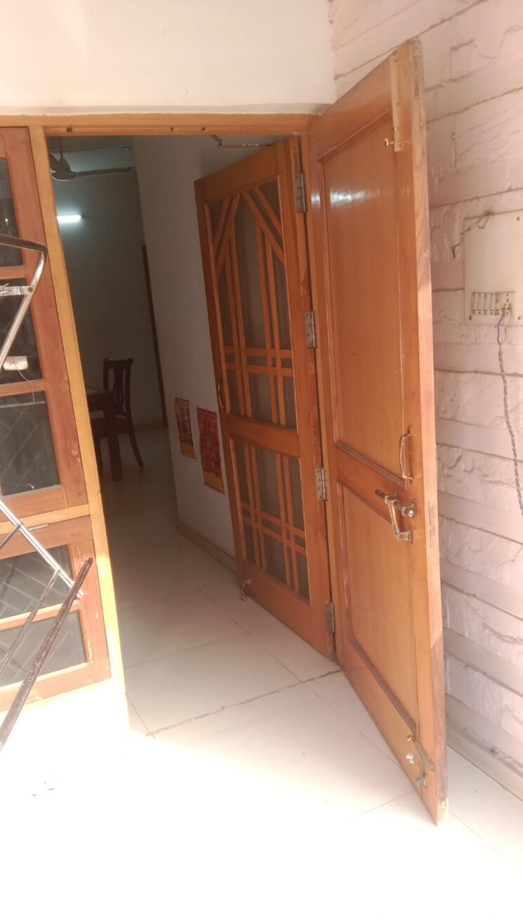 Balcony, nehru-enclave 3 Bedroom 1650 Sq.Ft. Apartment In Gomti Nagar Lucknow 9810668