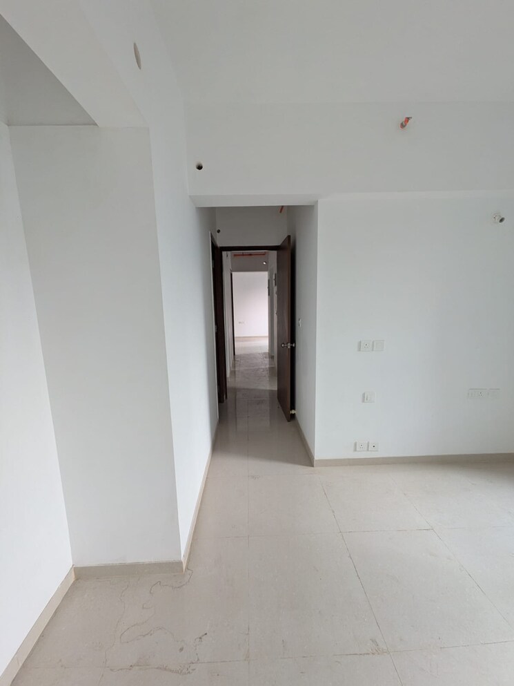 Room, kalpataru-immensa-b 2 Bedroom 598 Sq.Ft. Apartment In Kolshet Road Thane 9810671