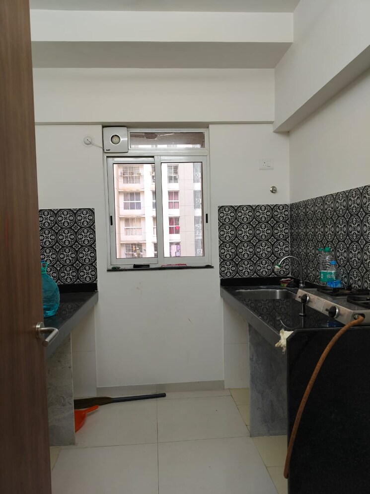 Bedroom, lodha-amara 1 Bedroom 453 Sq.Ft. Apartment In Kolshet Road Thane 9810747