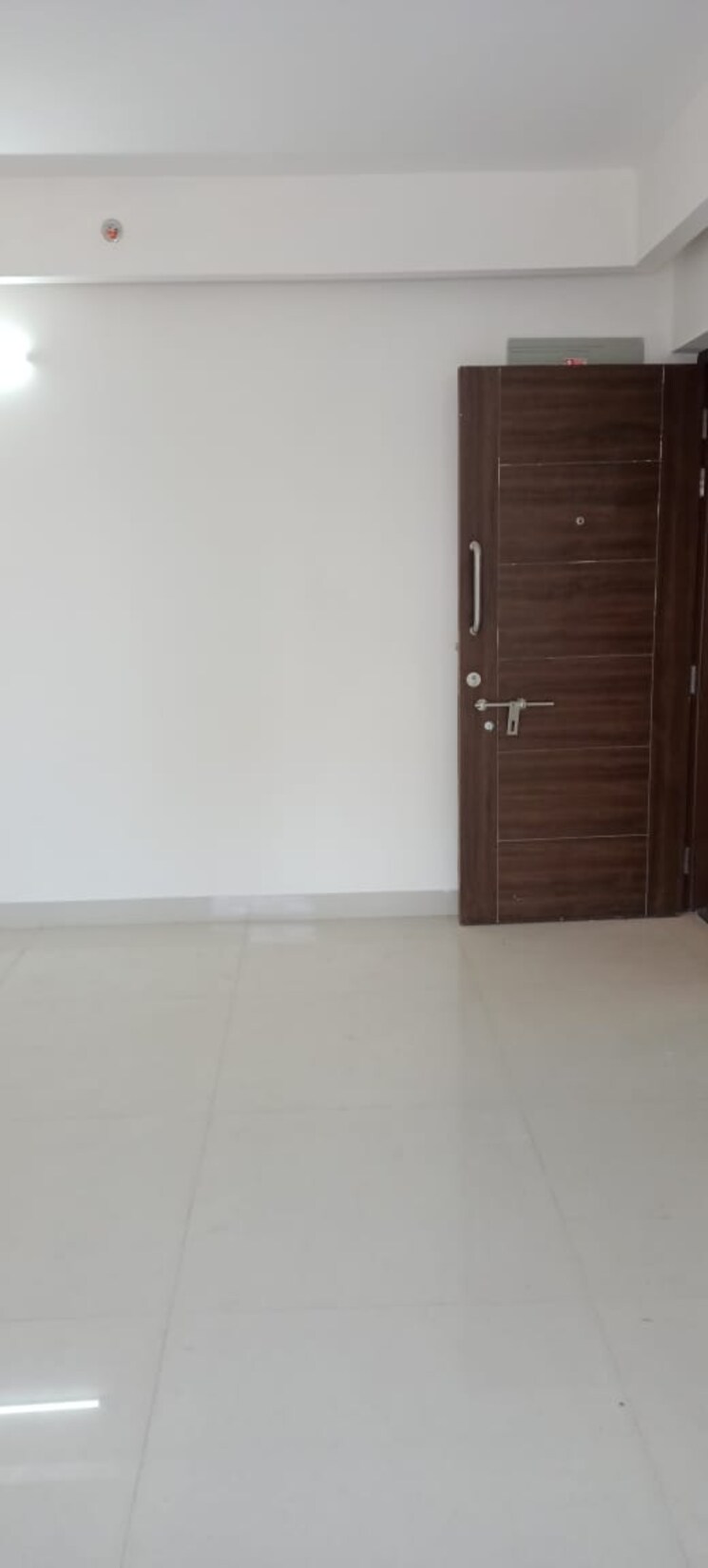 Room, bhatta-chawl 2 Bedroom 850 Sq.Ft. Apartment In Worli Mumbai 9810783