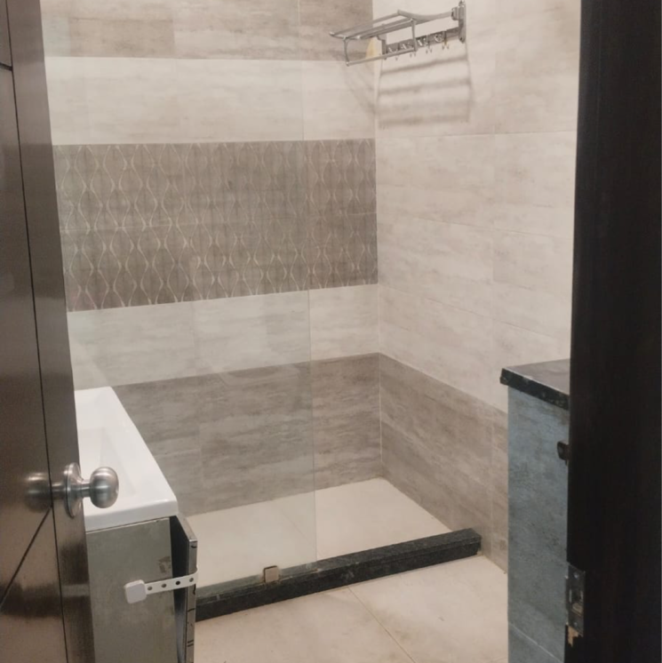 Bathroom, vasant vihar 4 Bedroom 5000 Sq.Ft. Builder Floor In Vasant Vihar Delhi 9810809