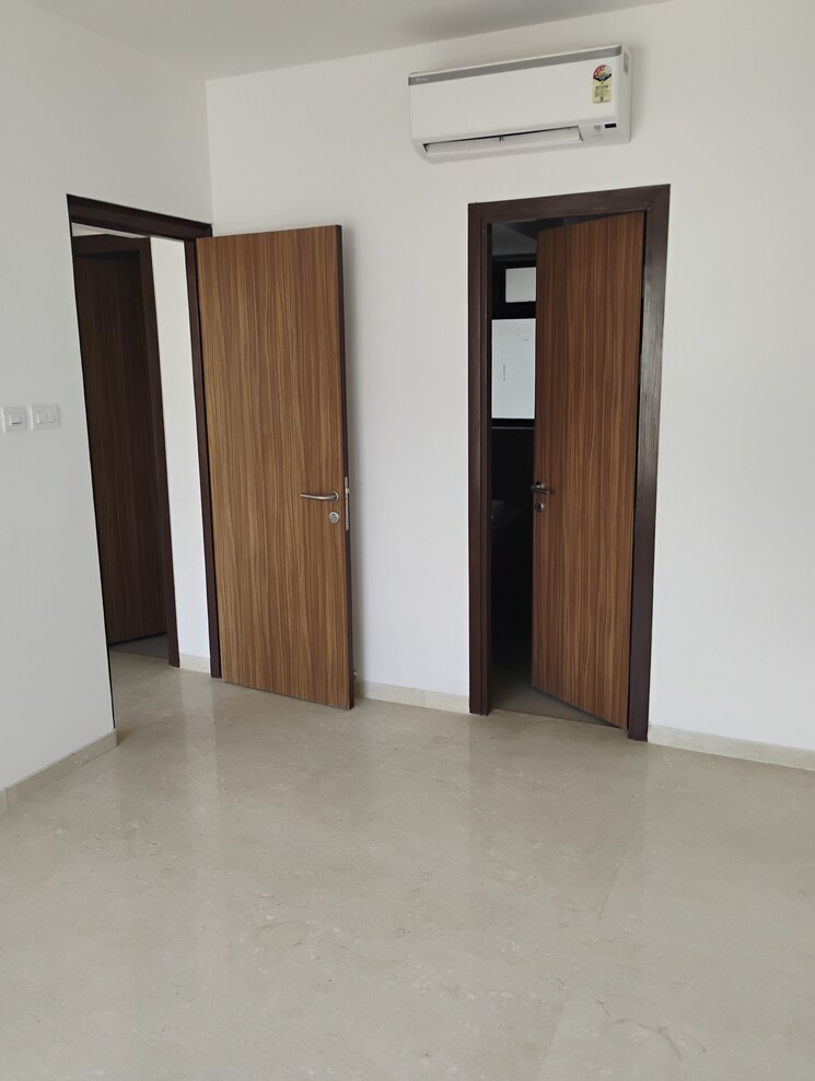 Room, shapoorji-pallonji-vicinia 2 Bedroom 670 Sq.Ft. Apartment In Powai Mumbai 9810819