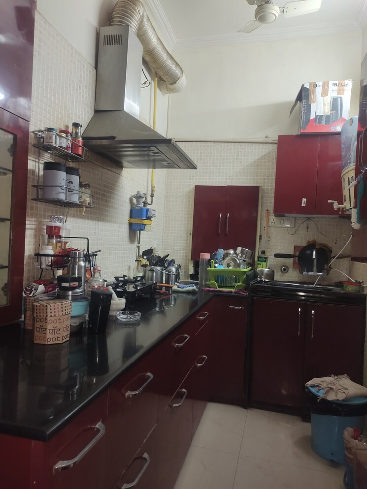 Kitchen, lajpat nagar 4 2 Bedroom 1000 Sq.Ft. Builder Floor In Lajpat Nagar 4 Delhi 9810821