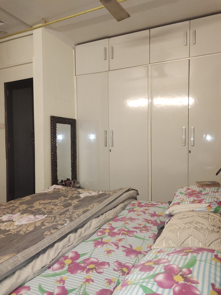 Kitchen, lajpat nagar 4 2 Bedroom 1000 Sq.Ft. Builder Floor In Lajpat Nagar 4 Delhi 9810821