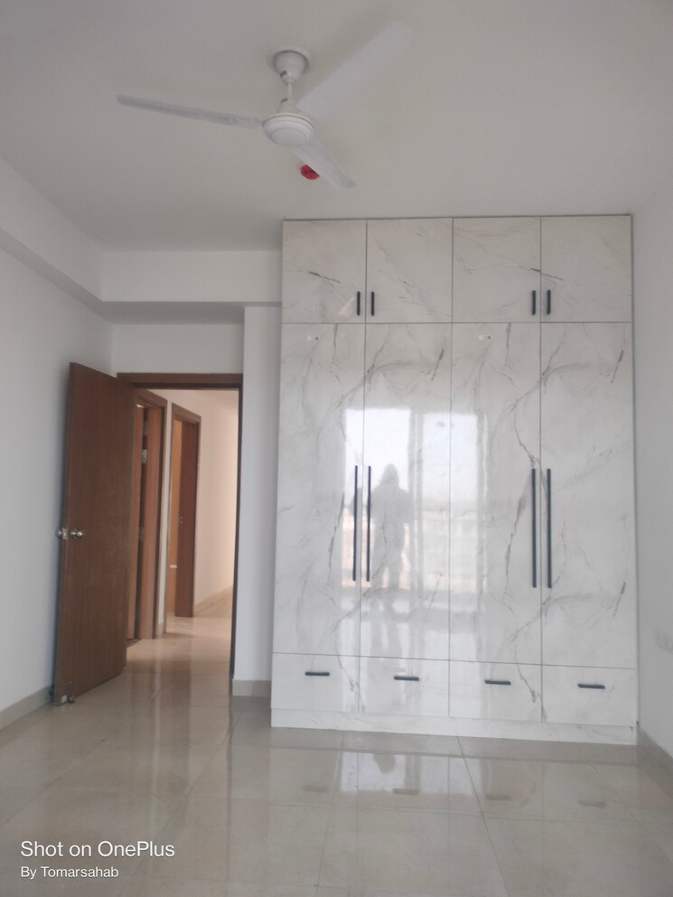 Room, ats-marigold 3 Bedroom 1750 Sq.Ft. Apartment In Sector 89a Gurgaon 9810825