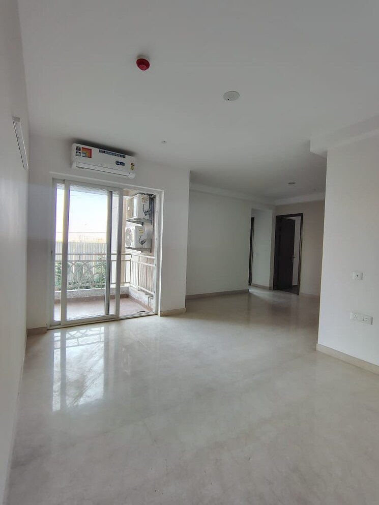 Room, the-center-court 2.5 Bedroom 1565 Sq.Ft. Apartment In Sector 88a Gurgaon 9810849