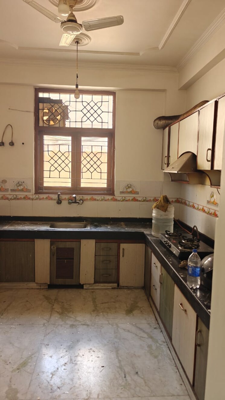 Kitchen, spectrum-metro 3 Bedroom 1545 Sq.Ft. Apartment In Sector 75 Noida 9810918