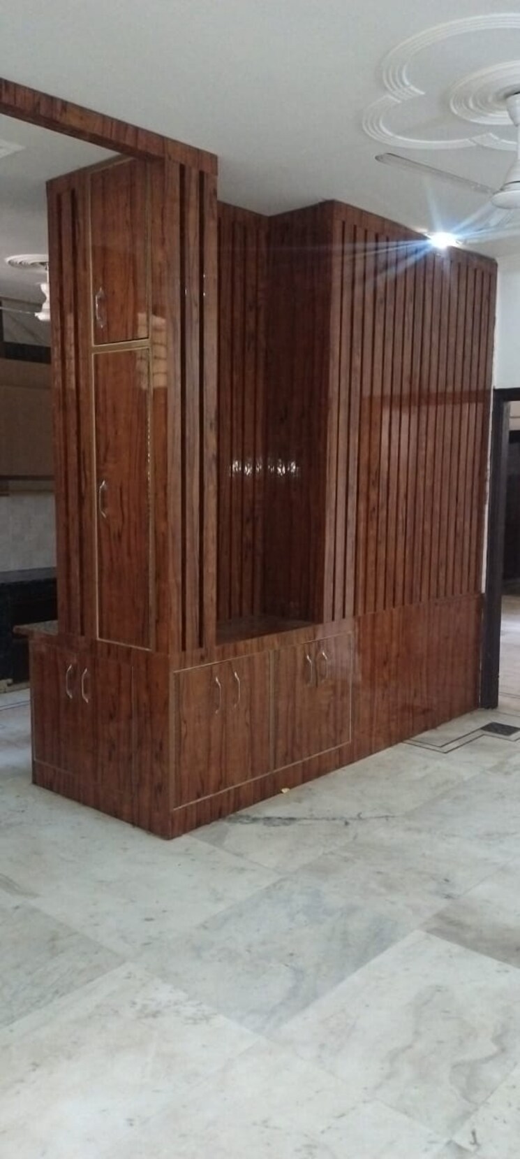 Room, parklands 4 Bedroom 350 Sq.Yd. Builder Floor In Sector 85 Faridabad 9810934