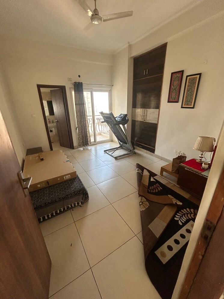 Bedroom, sunshine-helios 3 Bedroom 1575 Sq.Ft. Apartment In Sector 78 Noida 9810937