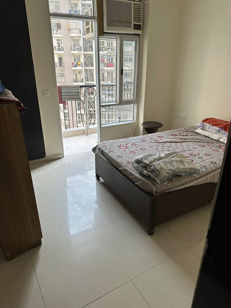 Bedroom, prateek-wisteria 3 Bedroom 1560 Sq.Ft. Apartment In Sector 77 Noida 9810948