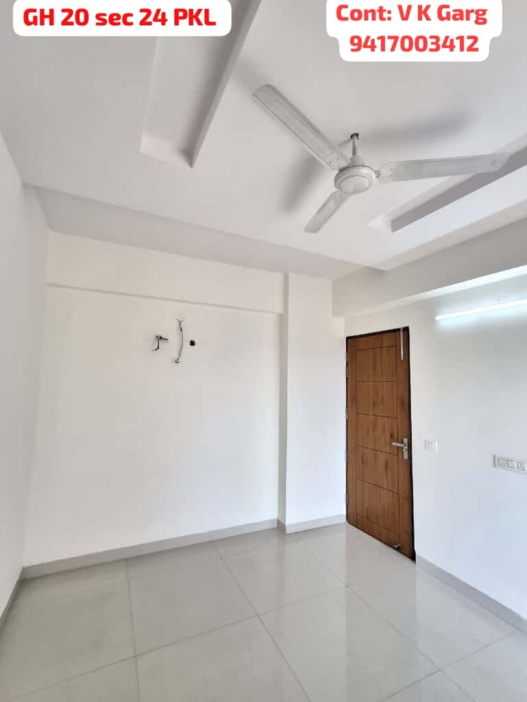 Room, maxxus-plaza 3 Bedroom 1638 Sq.Ft. Apartment In Ambala Highway Zirakpur 9811014