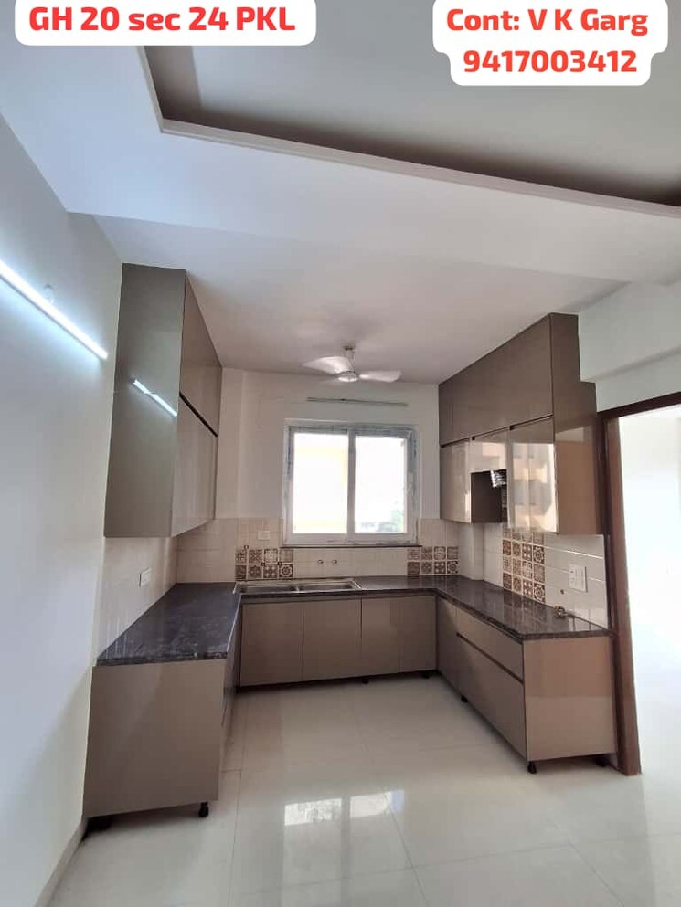 Kitchen, maxxus-plaza 3 Bedroom 1638 Sq.Ft. Apartment In Ambala Highway Zirakpur 9811014