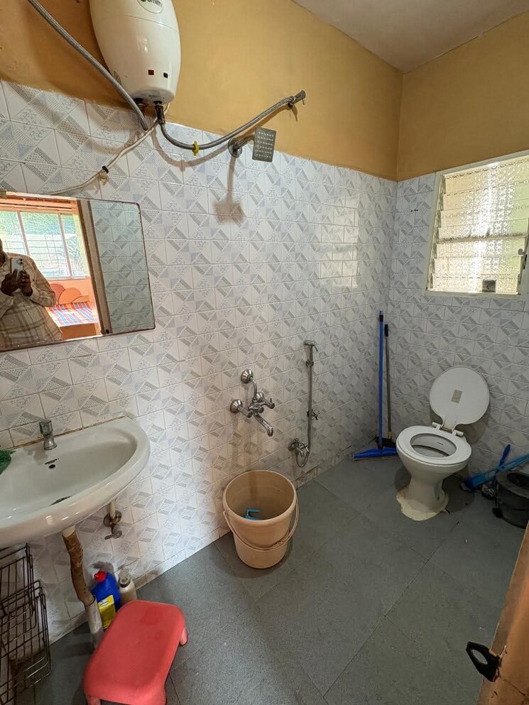 Team Area, vishrantwadi 2 Bedroom 1000 Sq.Ft. Apartment In Vishrantwadi Pune 9811085