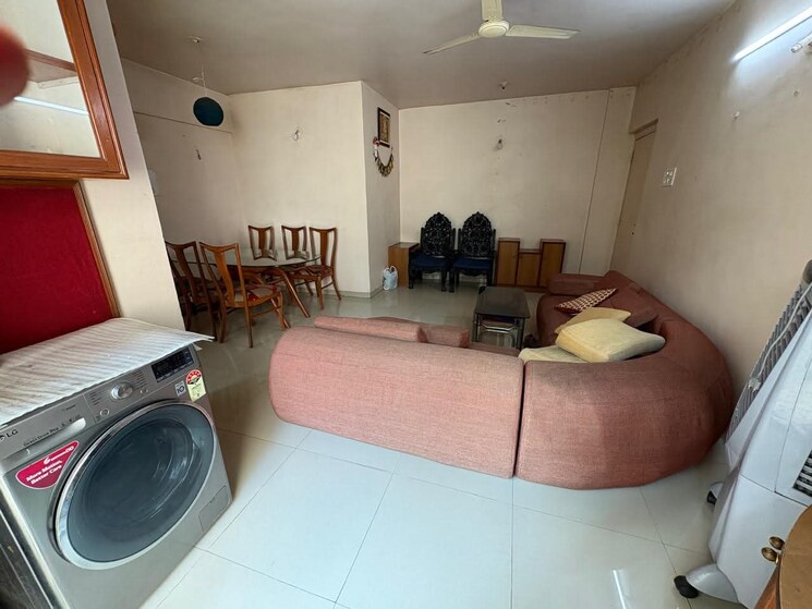 Team Area, vishrantwadi 2 Bedroom 1000 Sq.Ft. Apartment In Vishrantwadi Pune 9811085