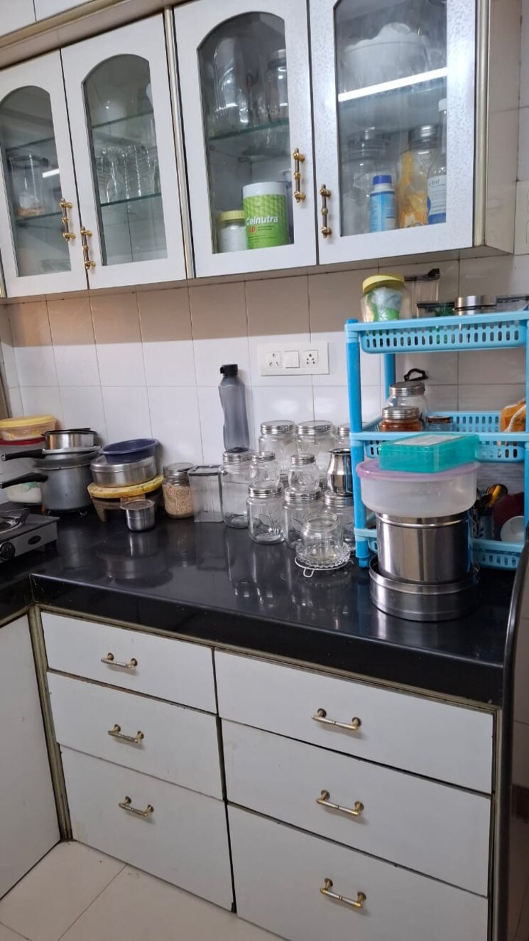 Kitchen, kesar-ridhi-sidhi 2 Bedroom 900 Sq.Ft. Apartment In Andheri East Mumbai 9811130