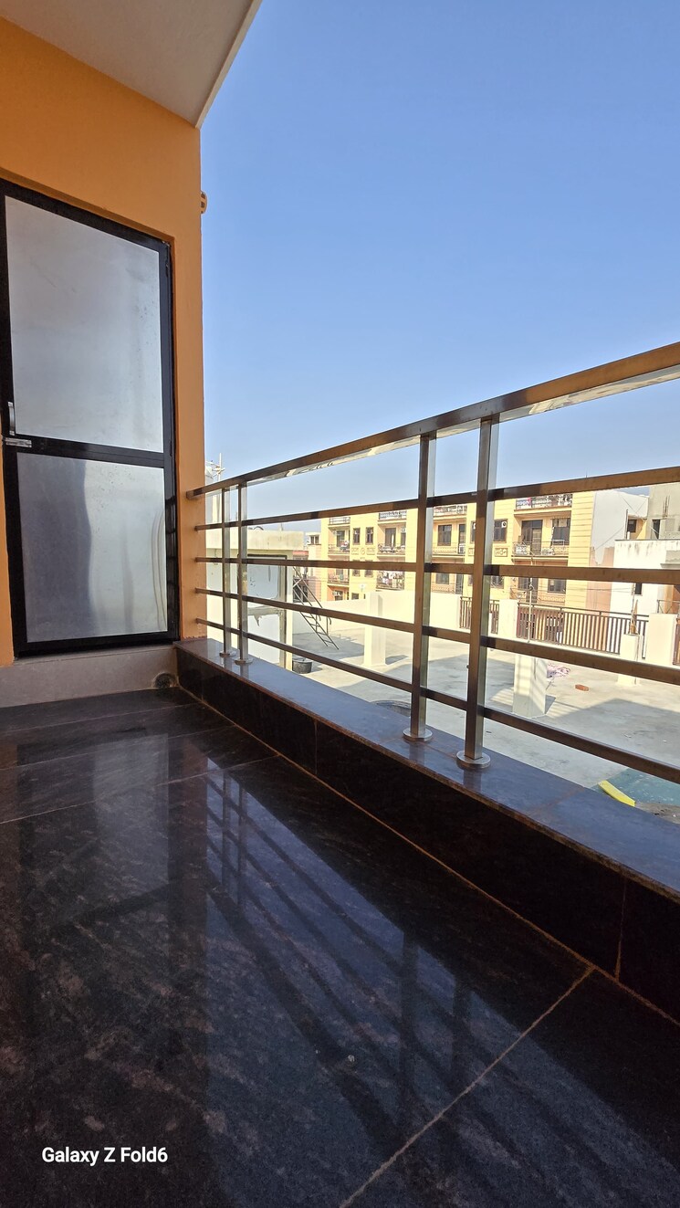 Balcony, chattarpur 2 Bedroom 880 Sq.Ft. Builder Floor In Chattarpur Delhi 9811285