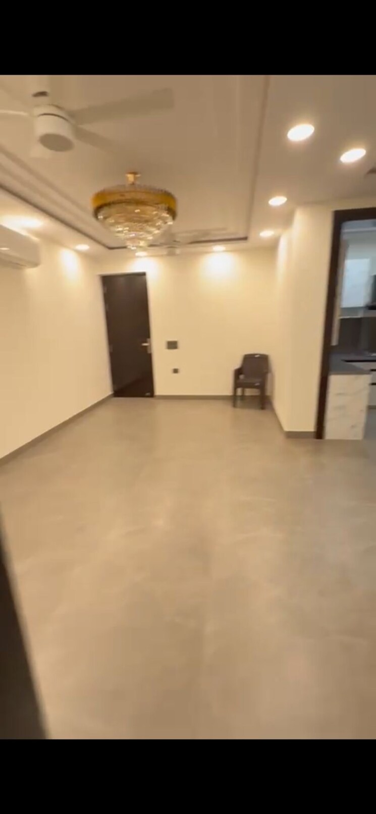 Room, rohini sector 9 3 Bedroom 1200 Sq.Ft. Apartment In Rohini Sector 9 Delhi 9811304