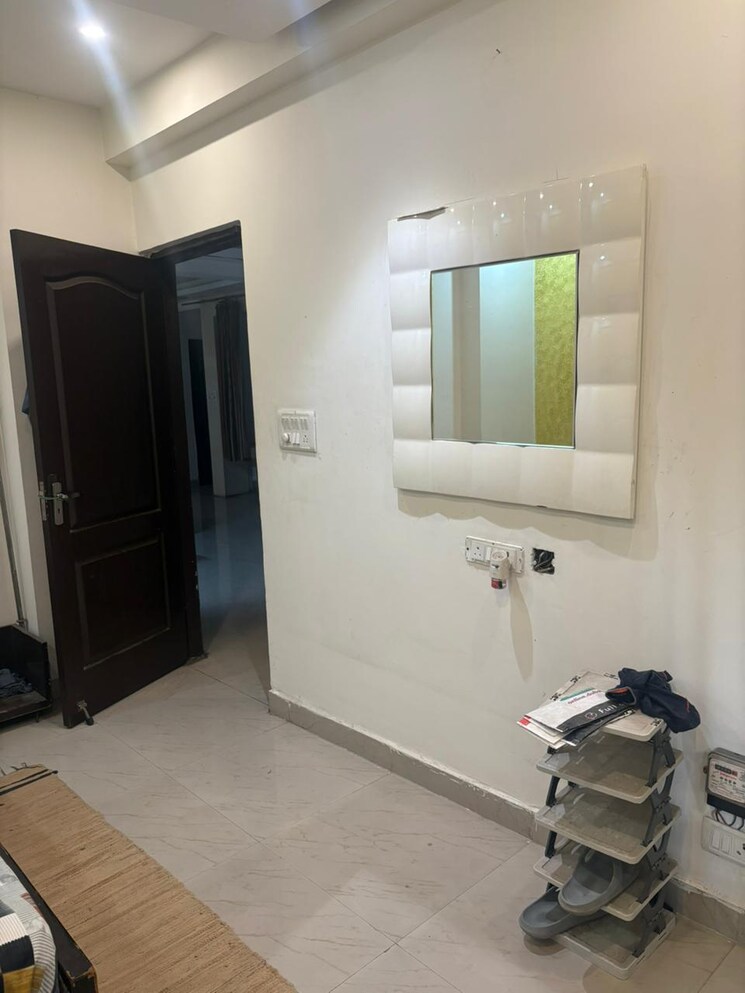 Living Room, sector 55 2.5 Bedroom 1610 Sq.Ft. Independent House In Sector 55 Noida 9811502