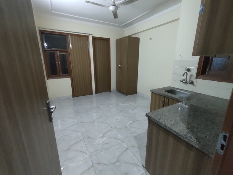 Kitchen, saket 1 RK 400 Sq.Ft. Builder Floor In Saket Delhi 9811522