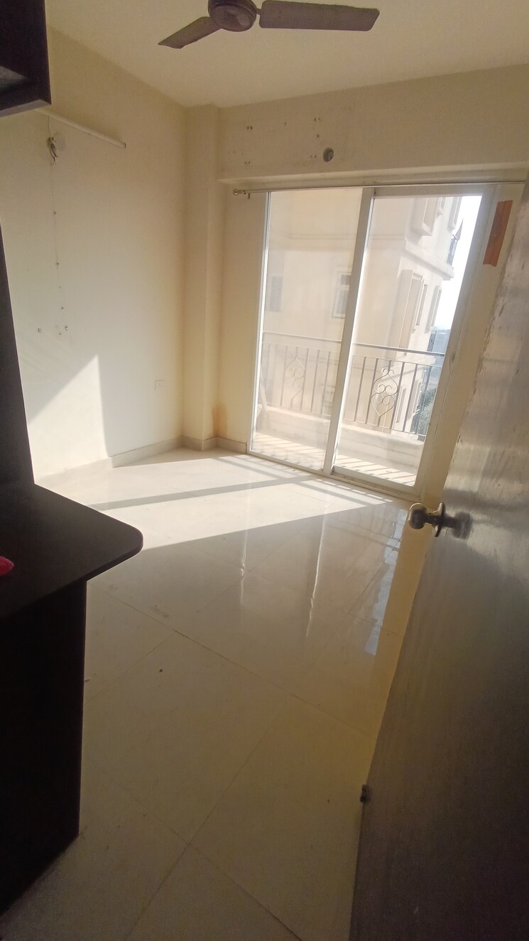 undefined, signature-the-serenas 2 Bedroom 614 Sq.Ft. Apartment In Sohna Sector 36 Gurgaon 9811587