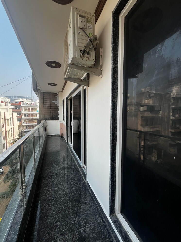 undefined, sector 43 2 Bedroom 1745 Sq.Ft. Builder Floor In Sector 43 Gurgaon 9811612