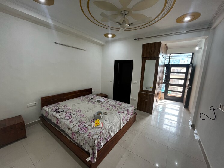 Bedroom, sector 43 2 Bedroom 1745 Sq.Ft. Builder Floor In Sector 43 Gurgaon 9811612