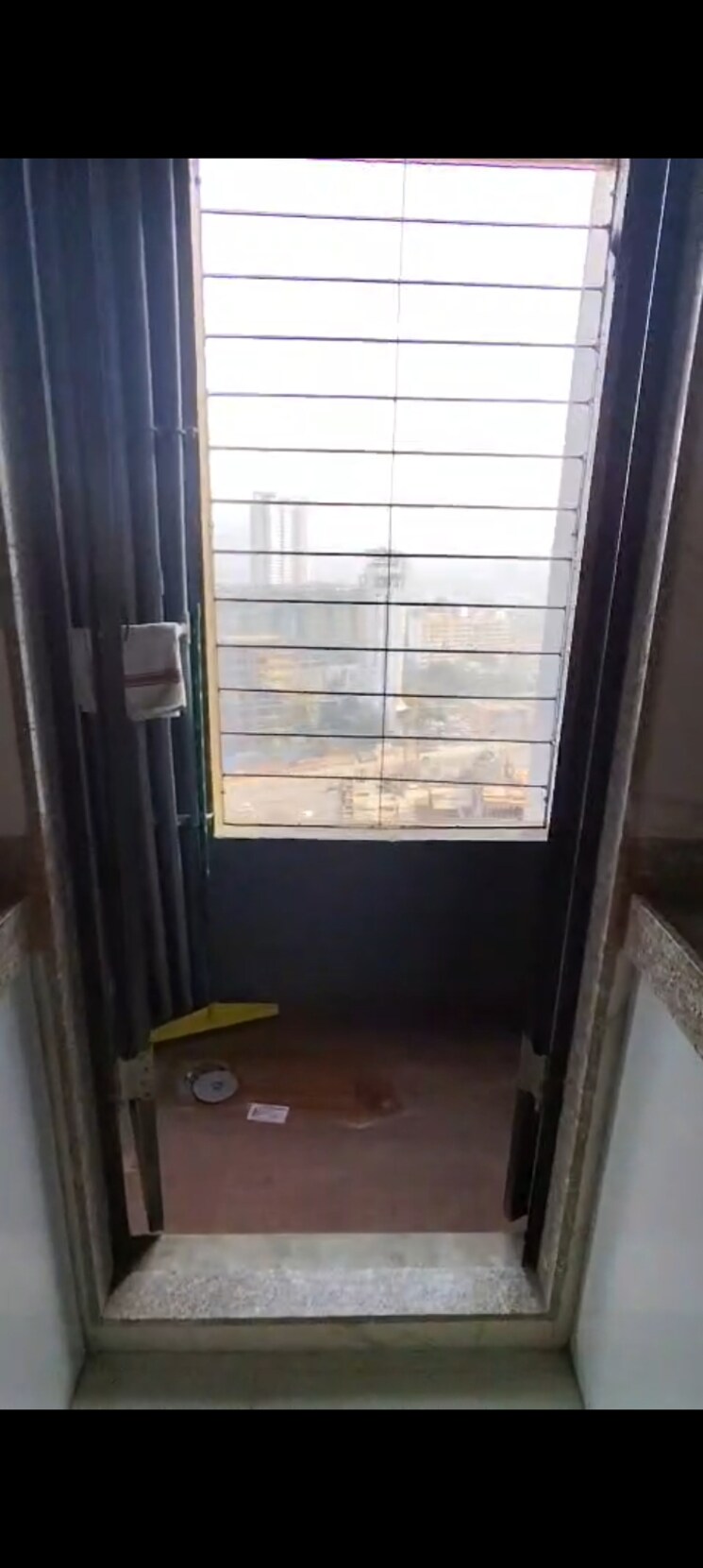 Bathroom, tiara-hills 1 Bedroom 350 Sq.Ft. Apartment In Mira Road Thane 9811664