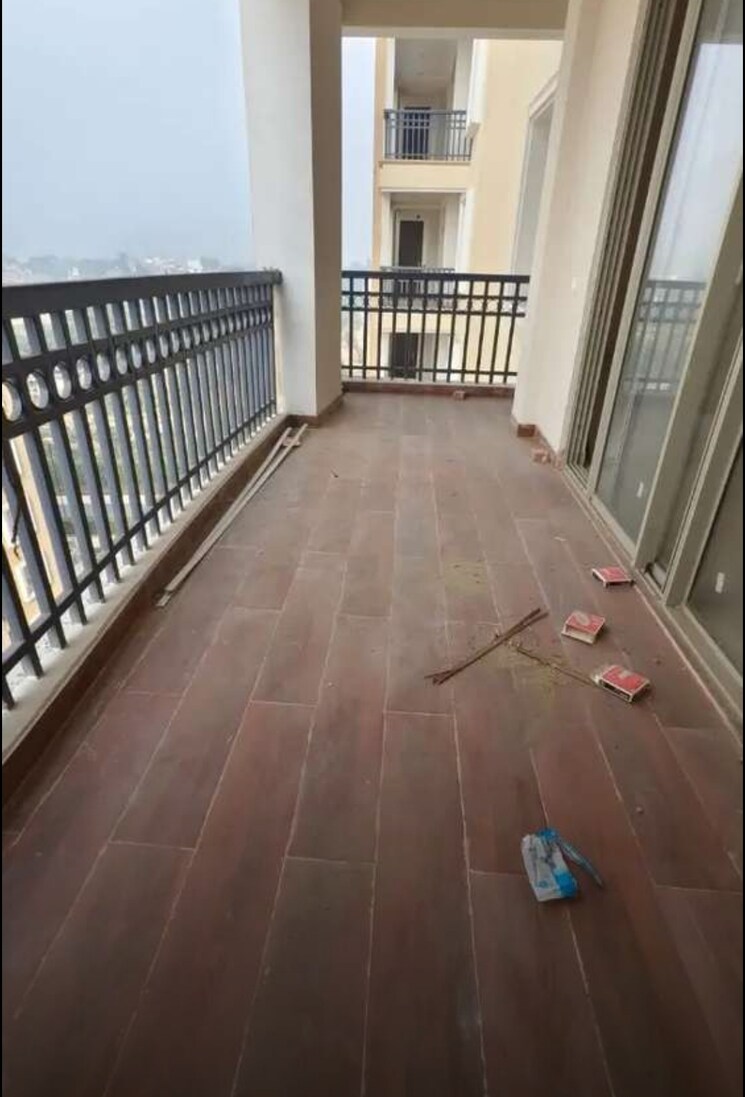 Balcony, gomti nagar 2 Bedroom 1450 Sq.Ft. Apartment In Gomti Nagar Lucknow 9811753