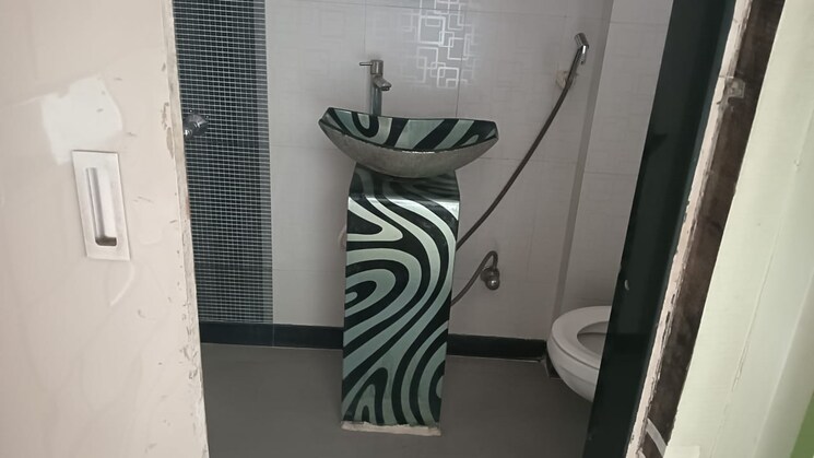 Bathroom, malad west 2 Bedroom 680 Sq.Ft. Apartment In Malad West Mumbai 9811905