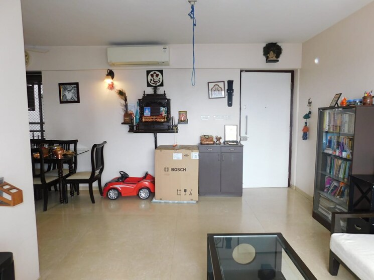 Team Area, kalpataru-aura 2 Bedroom 751 Sq.Ft. Apartment In Ghatkopar West Mumbai 9811808